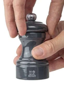 Best Sale Bistro Manual wooden pepper mill in grey gloss, 10cm For Under £50|Pepper