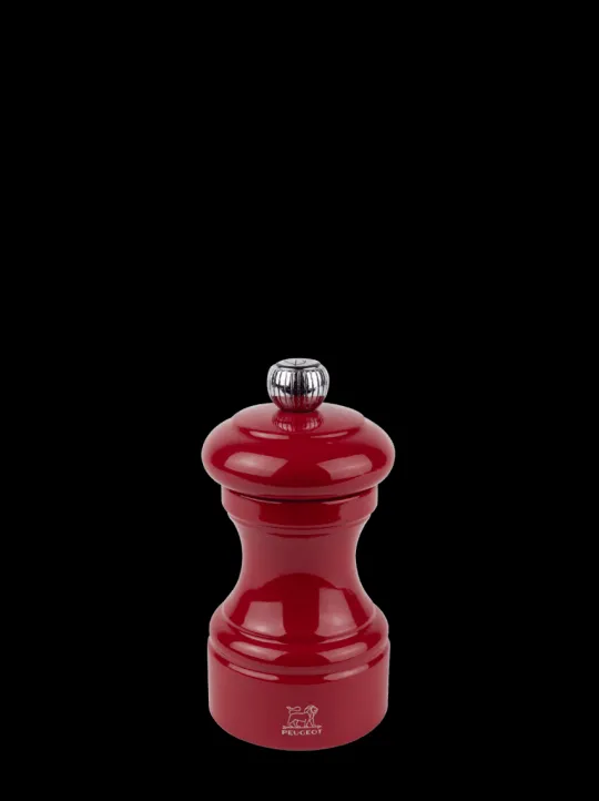 Online Bistro Manual wooden pepper mill in passion red gloss, 10cm For Under £50|Pepper