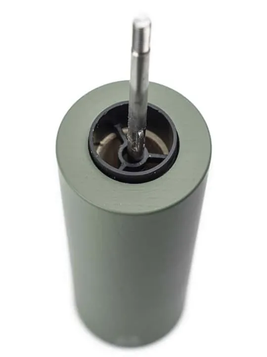 Hot Boreal Manual beech wood pepper mill in fern green, 21cm Pepper|Pepper Mills