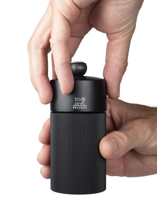 Fashion Line Manual aluminium and wooden pepper mill, matt black, 12cm Pepper|Pepper Mills