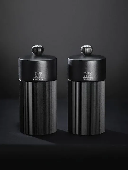 Online Line Manual aluminium and wooden salt mill, matt black, 12cm Salt|Salt Mills