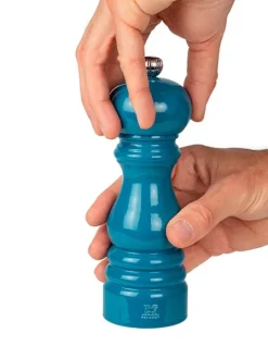 Clearance Paris Manual wooden pepper mill in pacific blue gloss, 18cm Pepper|Pepper Mills