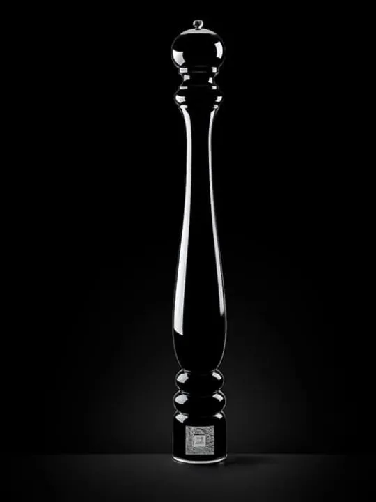 Fashion Paris prestige Manual wooden pepper mill with a black lacquer finish, 1.1m Pepper|Pepper Mills