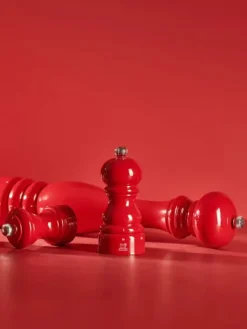 Best Paris u'select uselect manual wooden pepper mill in passion red gloss, 22cm Pepper|Pepper Mills