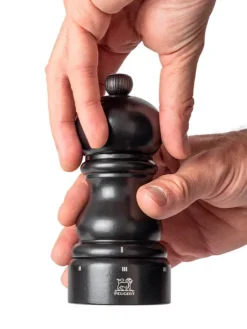 Hot Paris u'select U'select manual wooden pepper mill in satin black, 12cm Pepper|Pepper Mills