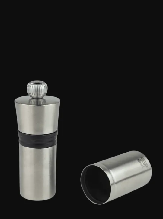Fashion Pocket Compact pepper mill in stainless steel with a protective felt sleeve, 10 cm Pepper|Pepper Mills